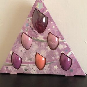 Beauty blender travel kit